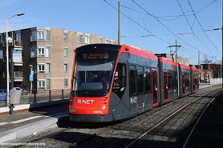 Onderdompeling Uit visueel Nieuwe tram “Avenio” vanaf 7 maart jl. op lijn 11 van de HTM -  Statenkwartier